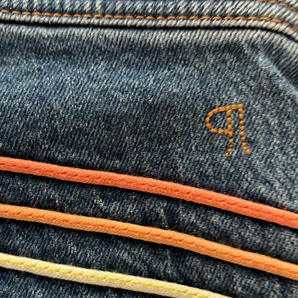 PILCRO HIGH-RISE BOOTCUT JEANS - Picture 8 of 10